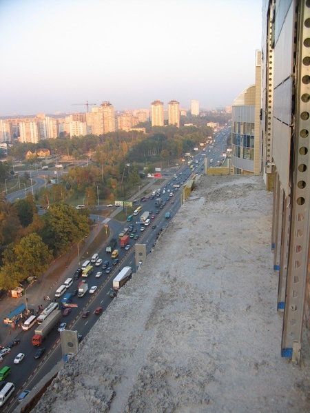 Пр.Перемоги з 25 поверху новобудови. Балкони ще не загороlжені.