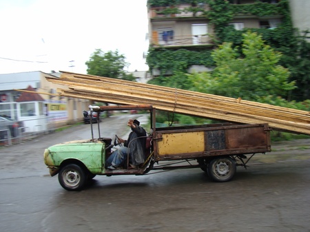 Це їздить. І досить швидко!