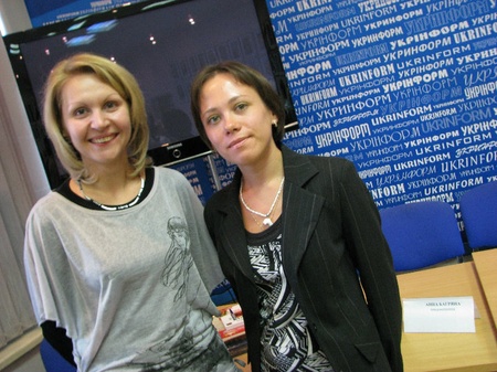 Вікторія Горбунова, Анна Багряна