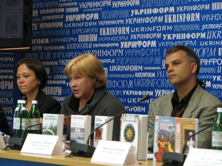 Анна Багряна, Ірина Чернова, Олександр Гаврош