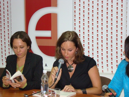 Книгарня "Є" - Анна Багряна та Ірися Ликович