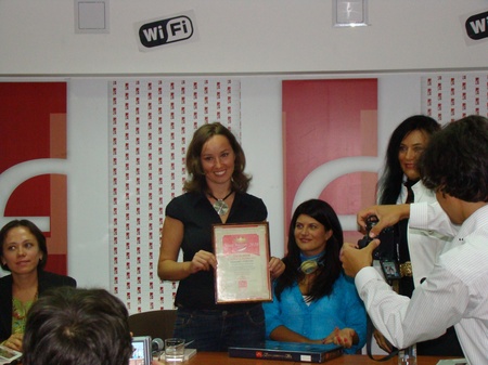 Диплом лауреата конкурсу "Коронація слова" знайшов Ірисю Ликович (яка мешкає в Австрії)